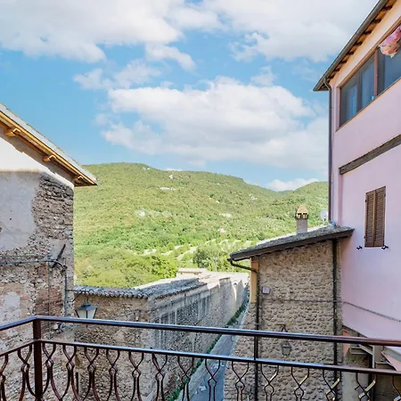 Guesthost - Bright And Modern スポレート