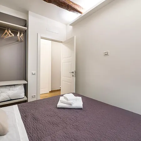 Guesthost - Bright And Modern Spoleto