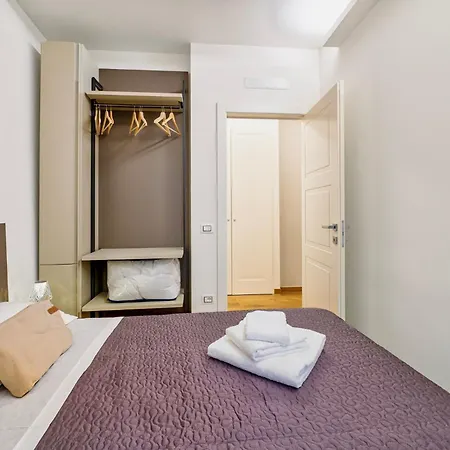 Guesthost - Bright And Modern